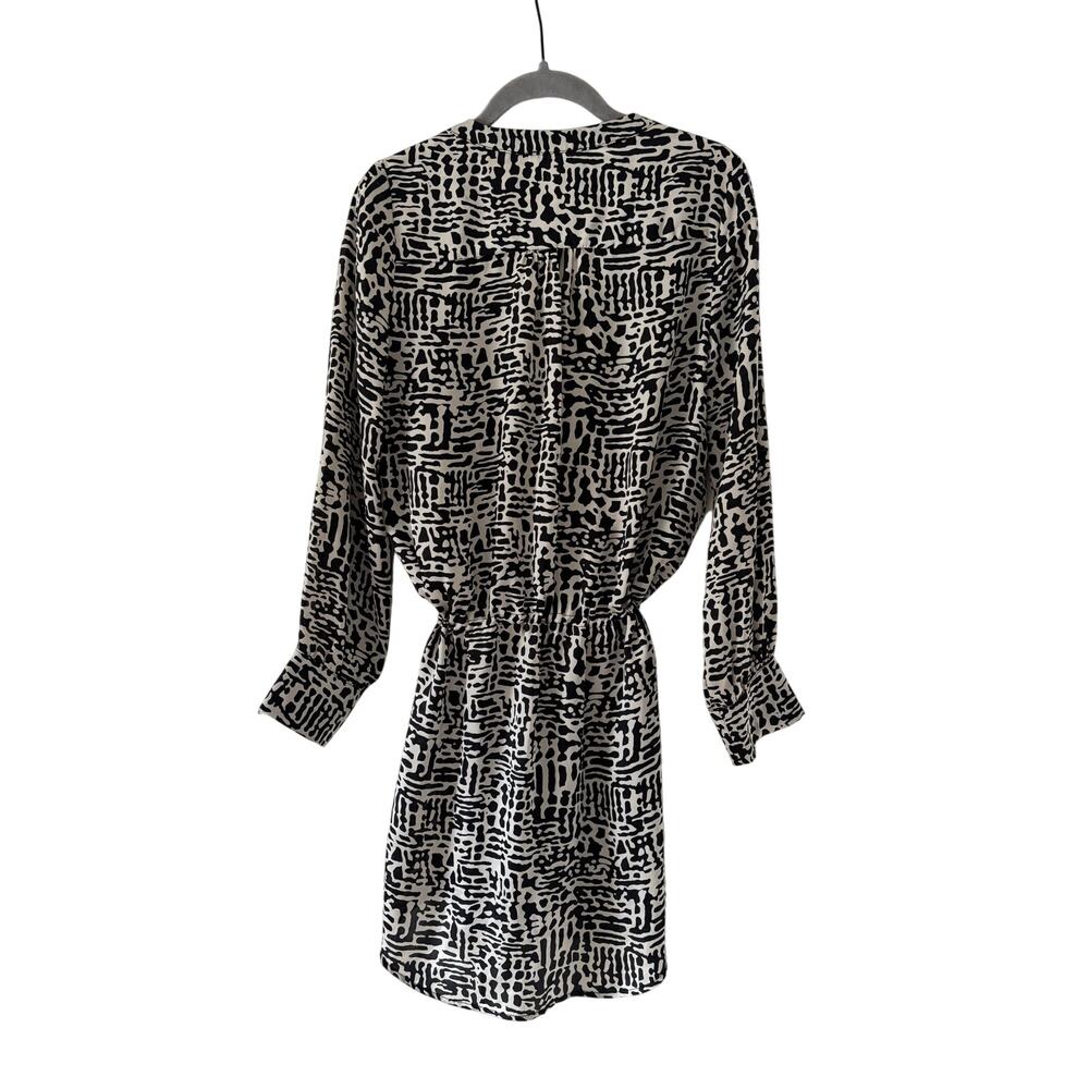 GLAM Women’s Black White Abstract Print Shirt Dress Size Small Tie Waist Mini - Picture 10 of 11